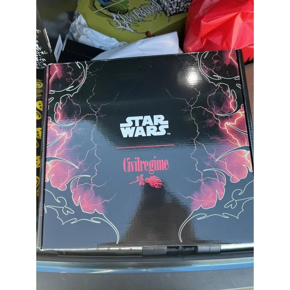 Civil Regime Star Wars Side by Side Dark Side Bloom Box New Size L Unreleased‎